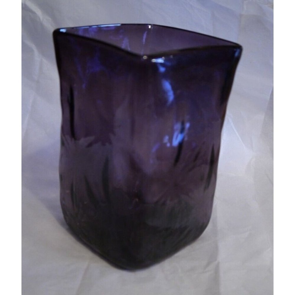 Vase Heavy Square Thick Hand Blown Purple Amethyst With Star Burst Art Glass